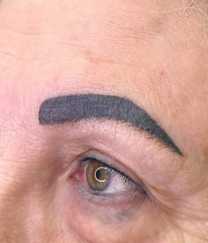 Facetune_04-04-2023-13-39-41
