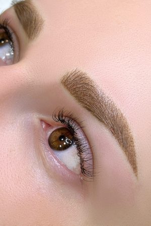 Facetune_10-04-2023-10-43-56