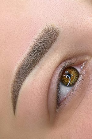 Facetune_23-03-2023-19-52-53